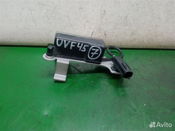 Блок электронный Lexus Ls600H UVF45