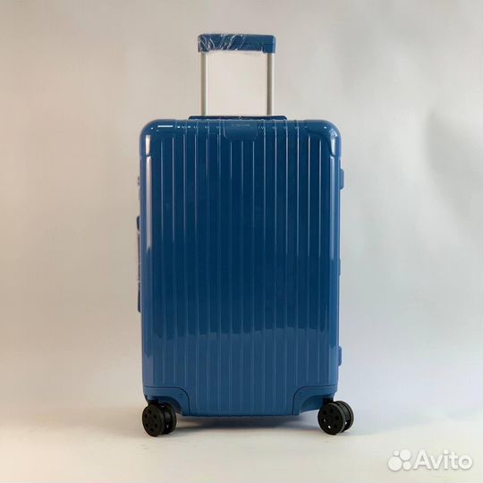 Чемодан rimowa