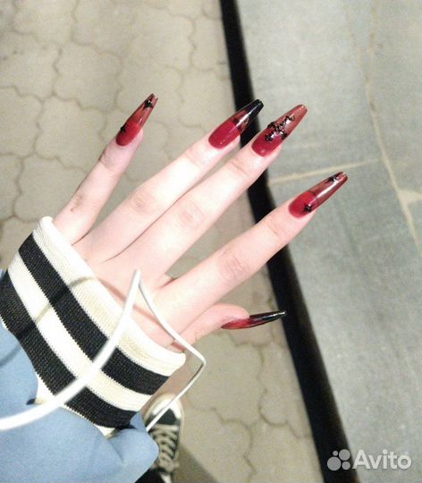 Наращивание ногтей,маникюр