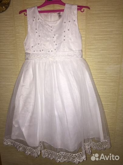 Нарядное платье для девочки 122