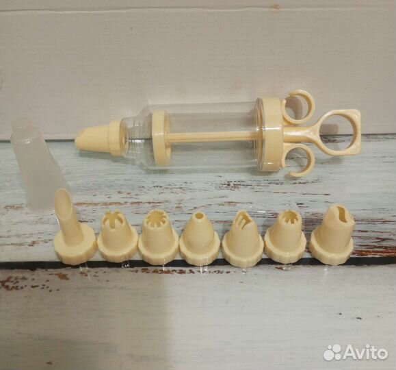 Шприц кондитерский с 8 насадками