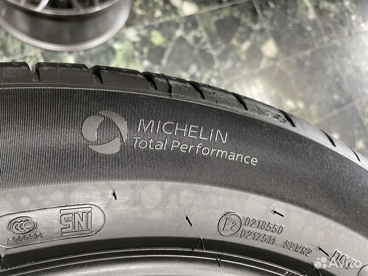 Michelin Pilot Sport 4 SUV 235/55 R19 105Y