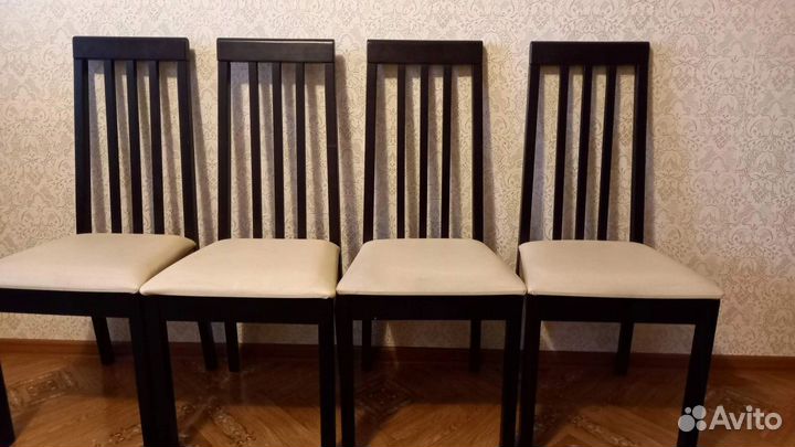 Стол обеденный раздвижной со стульями