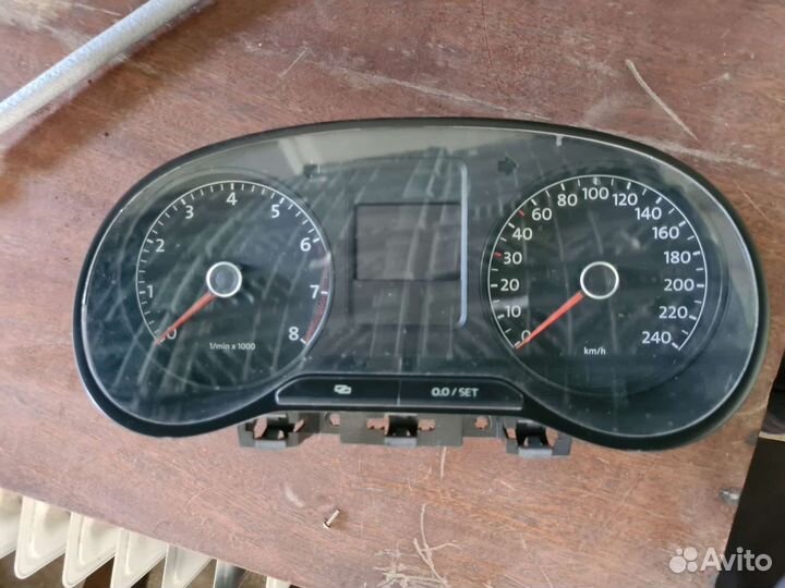 Приборная панель Volkswagen Polo 2013