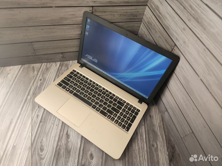 Asus R540YA-XO808T