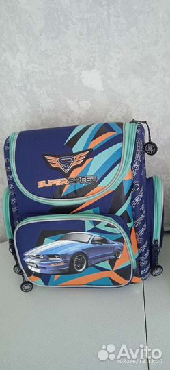 Школьный рюкзак