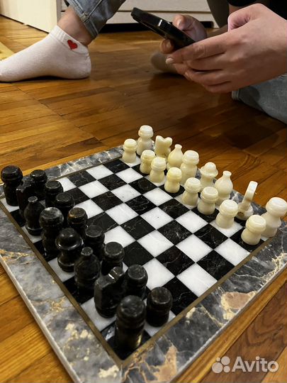 Шахматы из мрамора