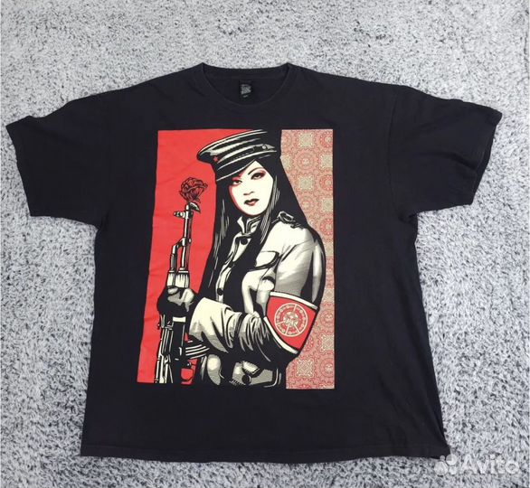 Футболка obey