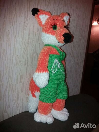 Тигр и др.животные из плюшевой пряжи