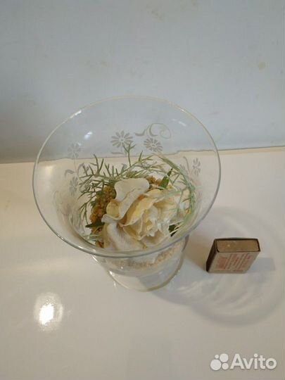 Бокал-ваза с розой и романтичные сувениры