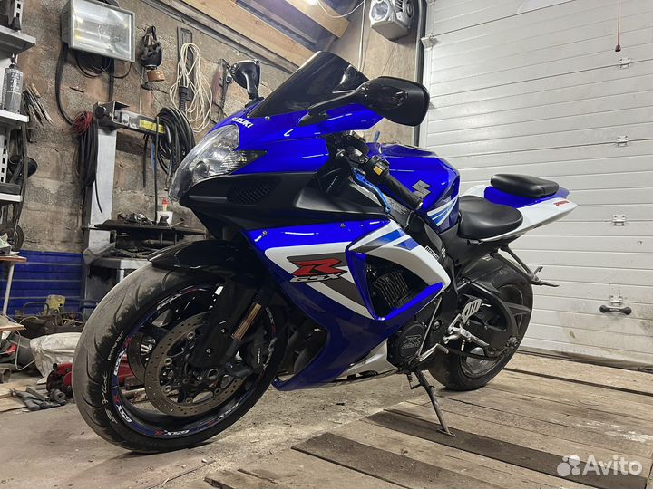Мотоцикл Suzuki gsxr 750