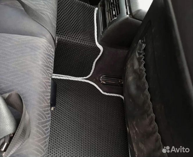 Автомобильные коврики 3D в салон