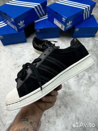 Adidas SuperStar 80 neighborhood