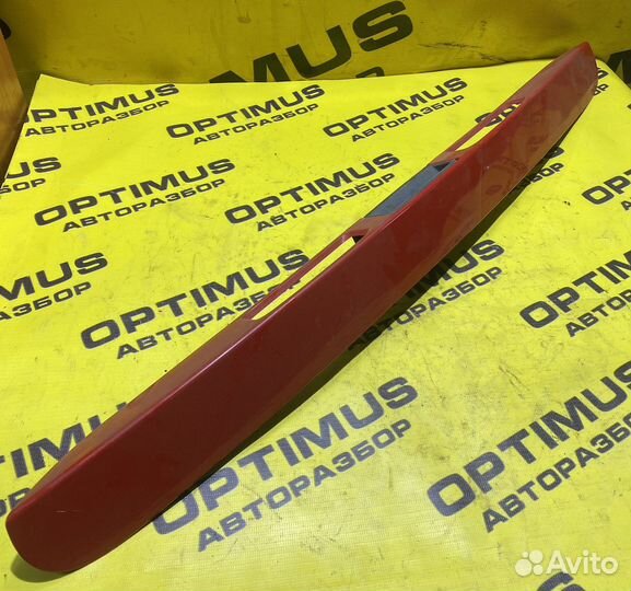 Молдинг крышки багажника Peugeot 207