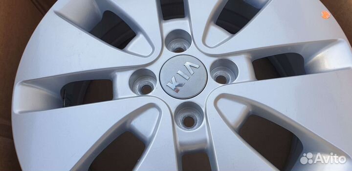 Всего 1шт оригинал Kia Rio R15 4x100
