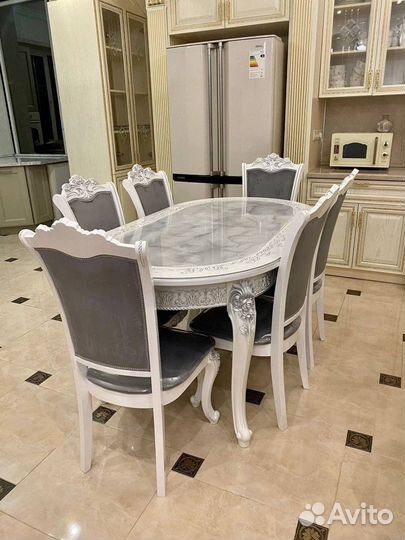 Кухонный обеденный набор столы и стулья новые