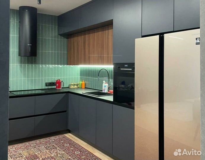 Кухонный гарнитур. Кухня новая