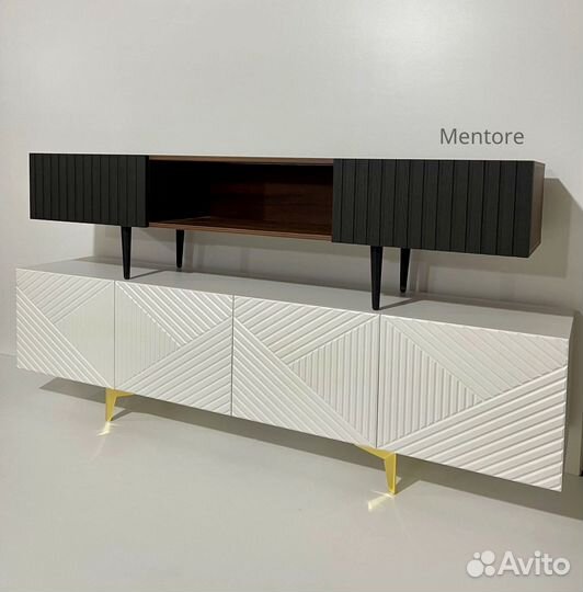 Тумба под тв Bravo на опорах