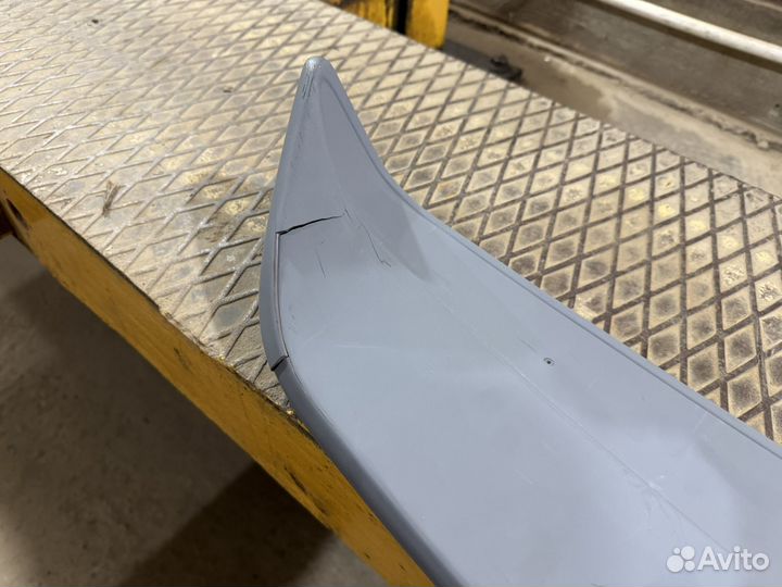 Спойлер на Volkswagen T4 transporter