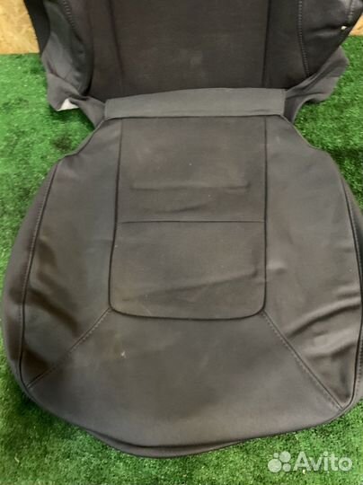 Volvo XC70 S80 обшивка переднего левого сидения