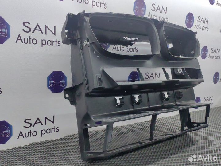 Воздуховод радиатора Bmw X3 F25 N52B30AF 2011