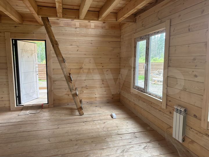 Дом 85 м² на участке 12,1 сот.