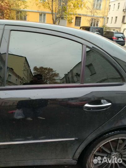 Стекла дверные W211