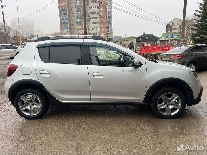 Renault Sandero Stepway 1.6 МТ, 2018, 108 415 км