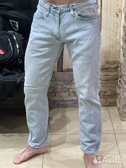 Джинсы levis