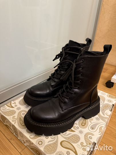 Ботинки женские