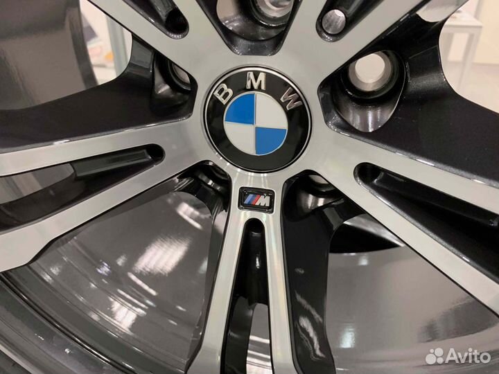 Оригинал. Nokian R3. Зимние колеса R21 BMW X7