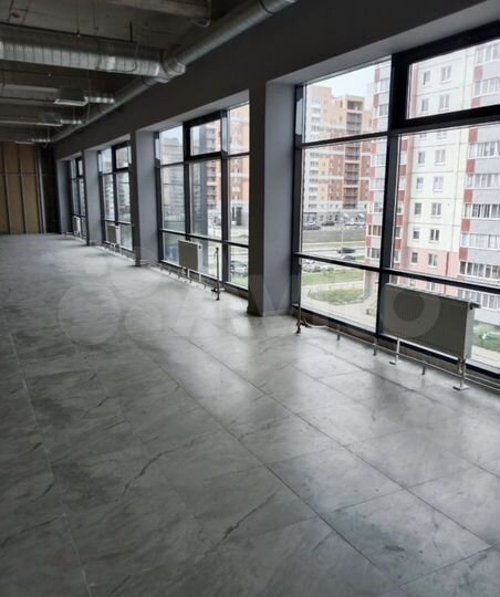 Помещение с панормным видом, 90 м²