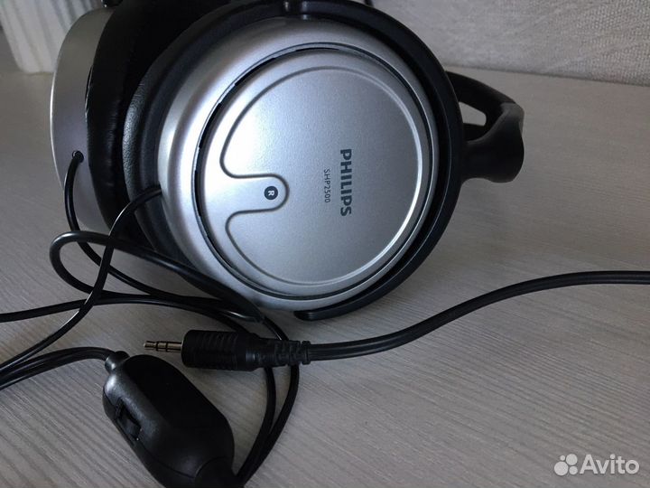 Наушники