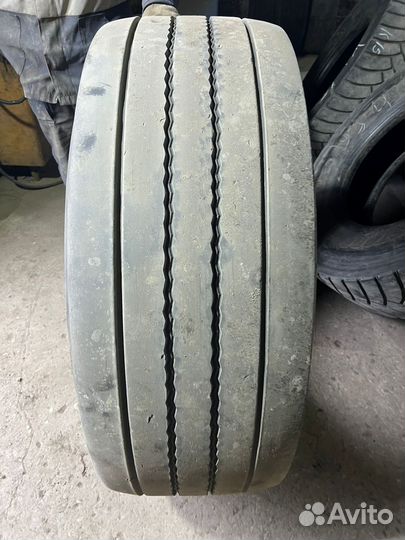 Грузoвая шинa бу 385 65 R22.5 Gоodyeаr