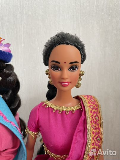 Кулы Барби в национальных костюмах южанки