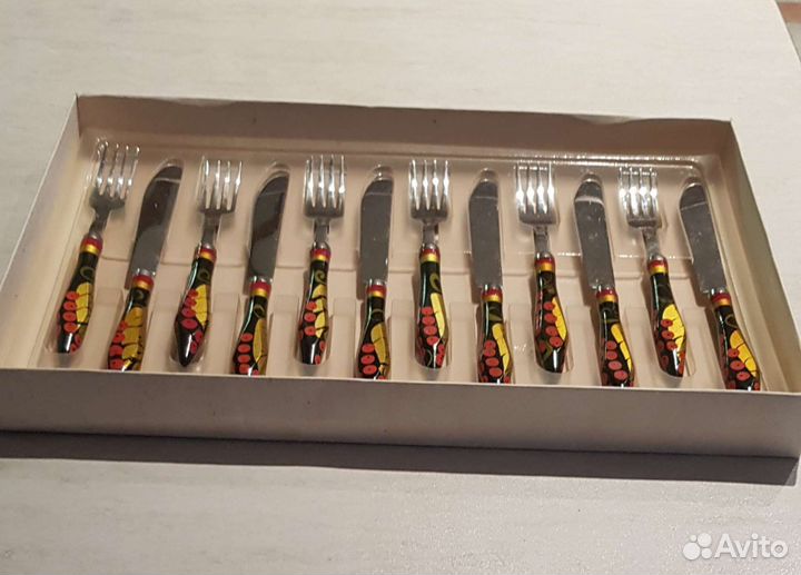 Комплект столовых приборов хохлома