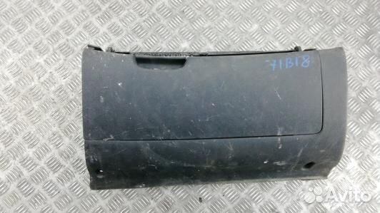 Бардачок (вещевой ящик) skoda octavia A5 Scout (71