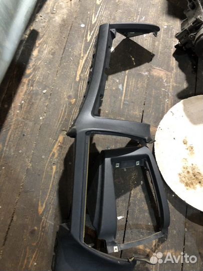 Накладка нижняя на тореду bmw 5 e39 черные