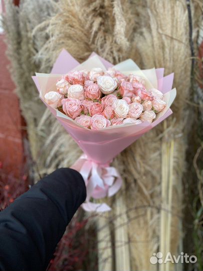 Букет пионовидных роз 21шт