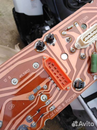 Приборная панель ваз 2110