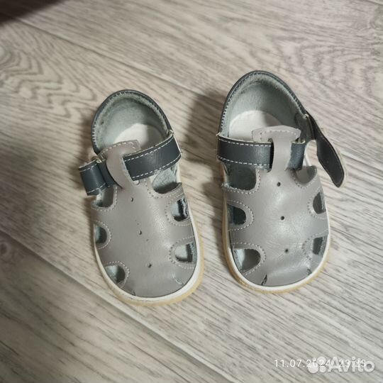 Сандали детские
