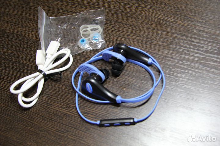 Наушники Bluetooth