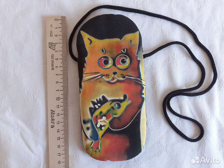 Сумочка на шею с рисунком кота