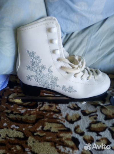 Коньки фигурные детские