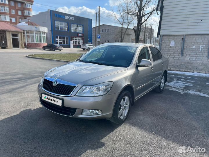 Skoda Octavia 1.6 AT, 2011, 182 000 км