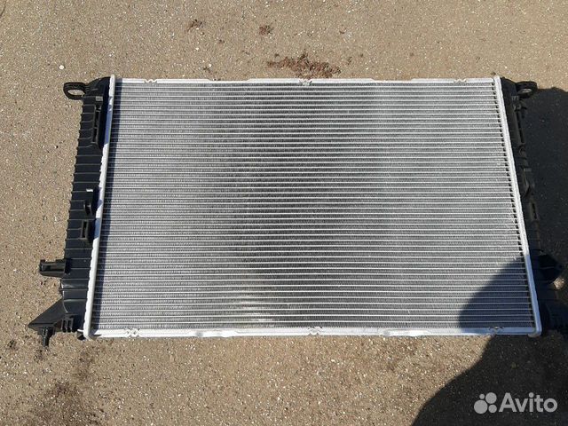 Рам радиатора ауди 80 закрытая. Радиатор охлаждения хендай акцент тагаз. Радиатор хендай акцент тагаз двигателя. Радиатор audi q5. Мойка радиатора ауди а5.