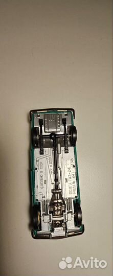 Моделька Газ 24,металл,масштаб 1:43