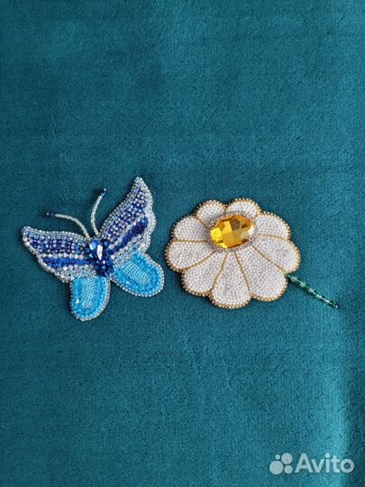 Брошь из бисера