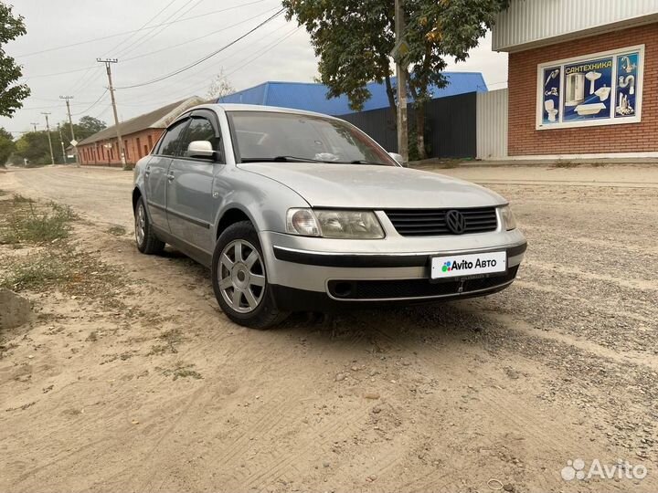 Volkswagen Passat 1.6 МТ, 1998, 158 318 км