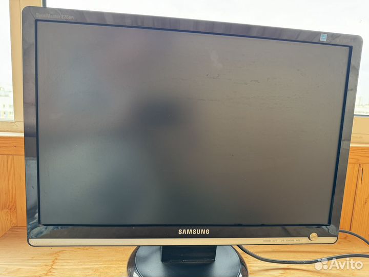 Монитор Samsung 22 дюйма